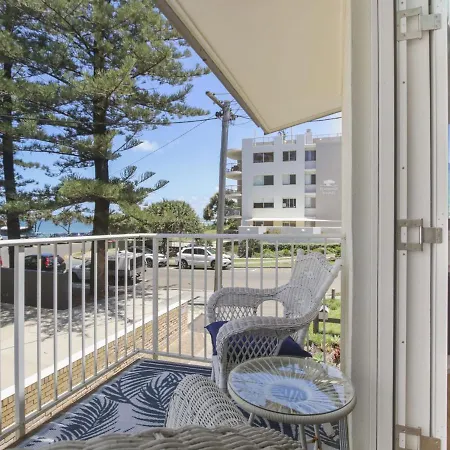 Beachcomber Unit 2 7 Dingle Ave Caloundra Exterior photo